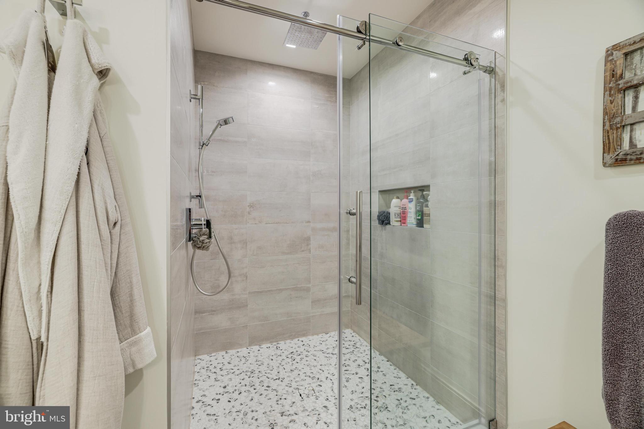 FOREST VILLA - Residential