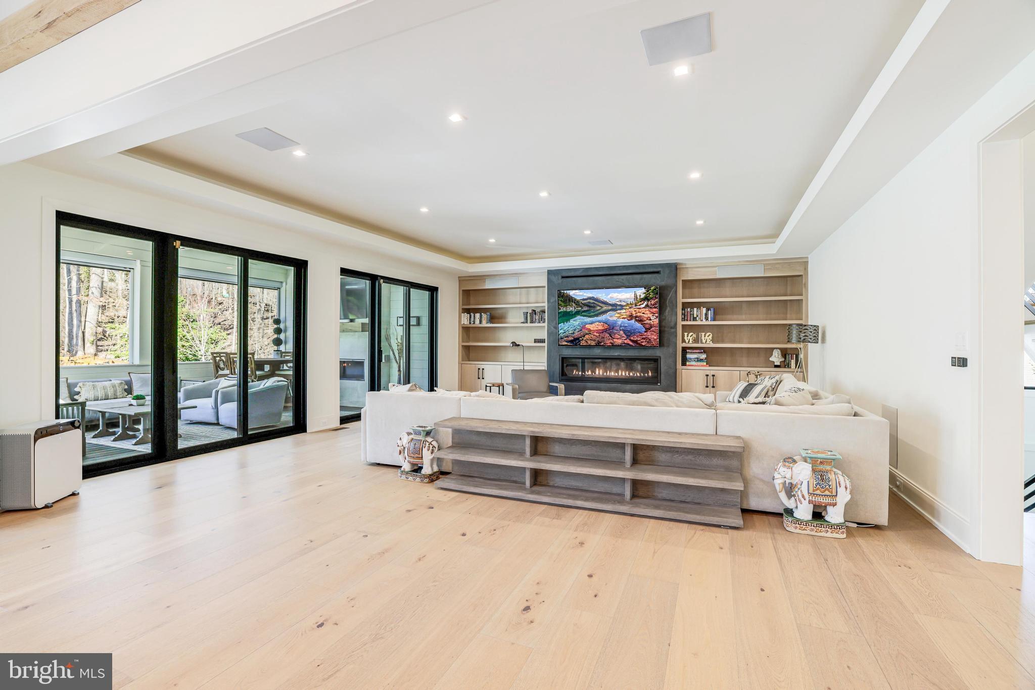 FOREST VILLA - Residential