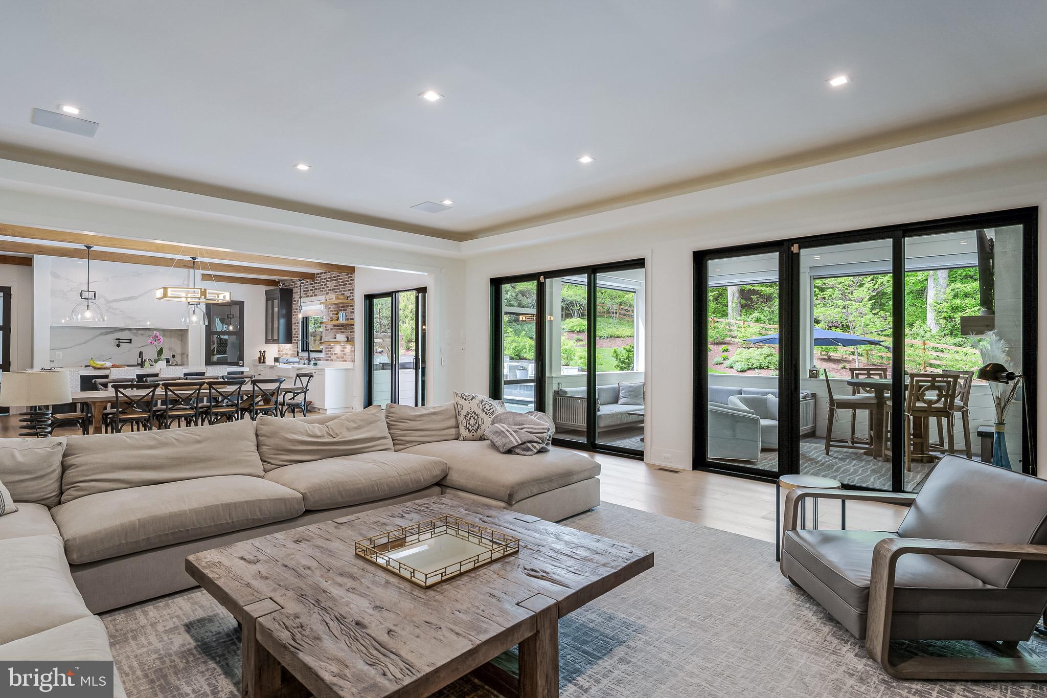 FOREST VILLA - Residential