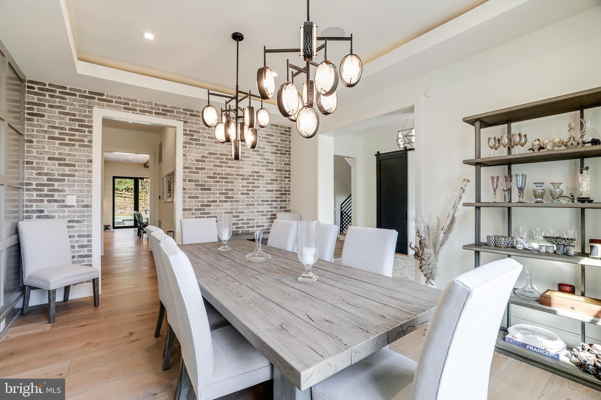 FOREST VILLA - Residential