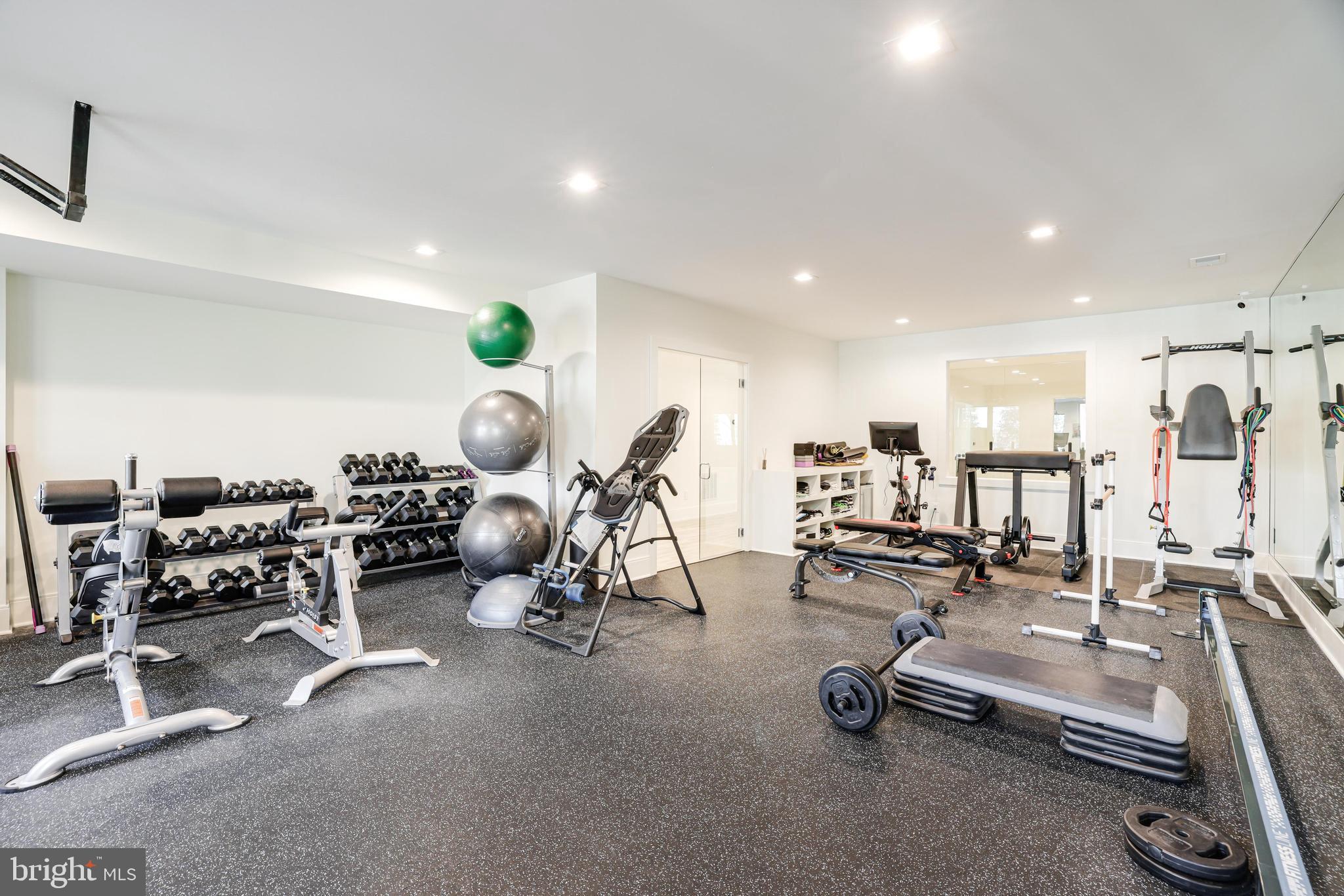 FOREST VILLA - Residential