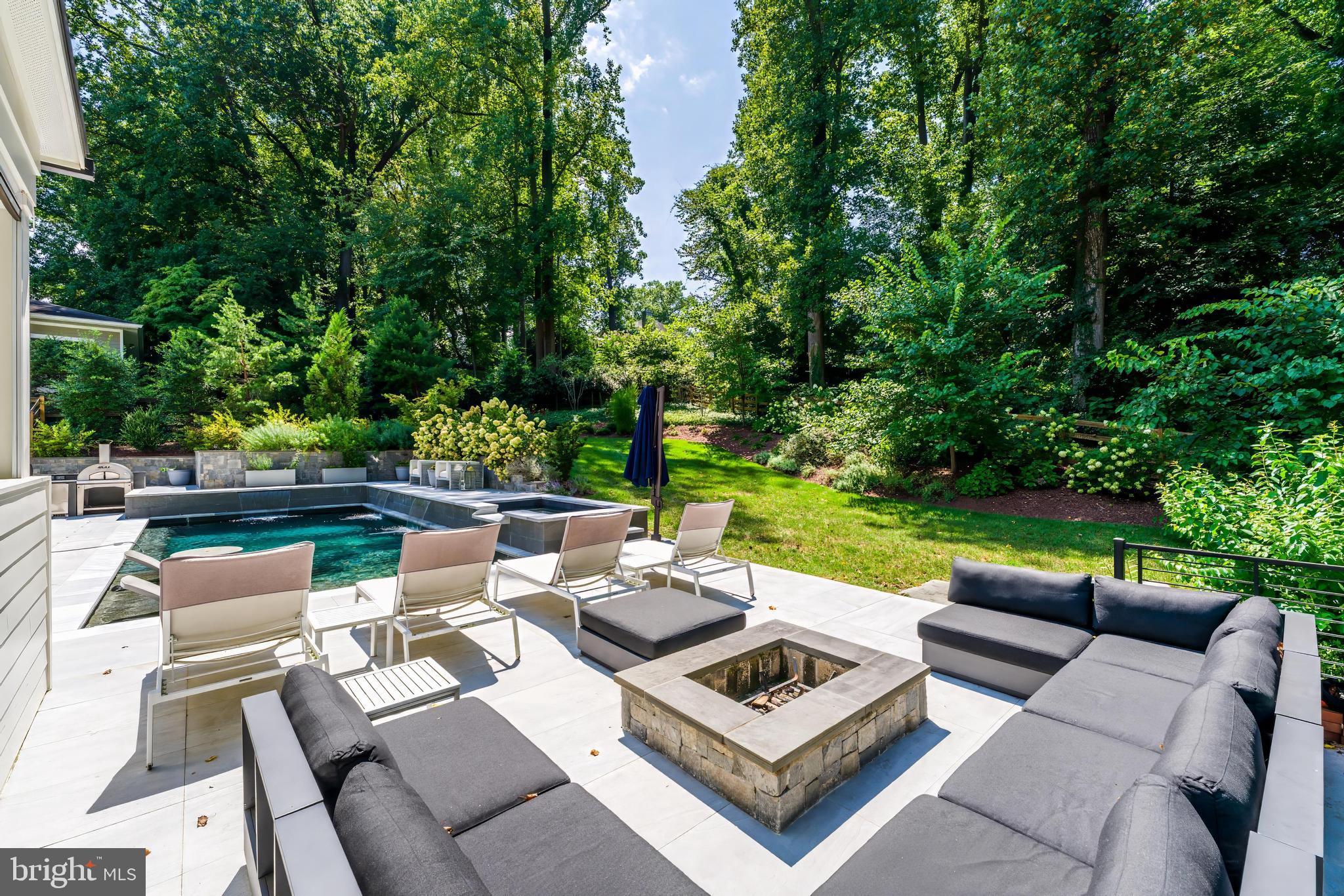 FOREST VILLA - Residential