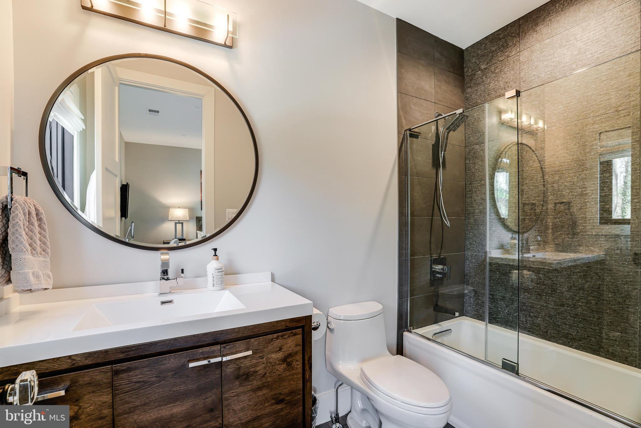 FOREST VILLA - Residential