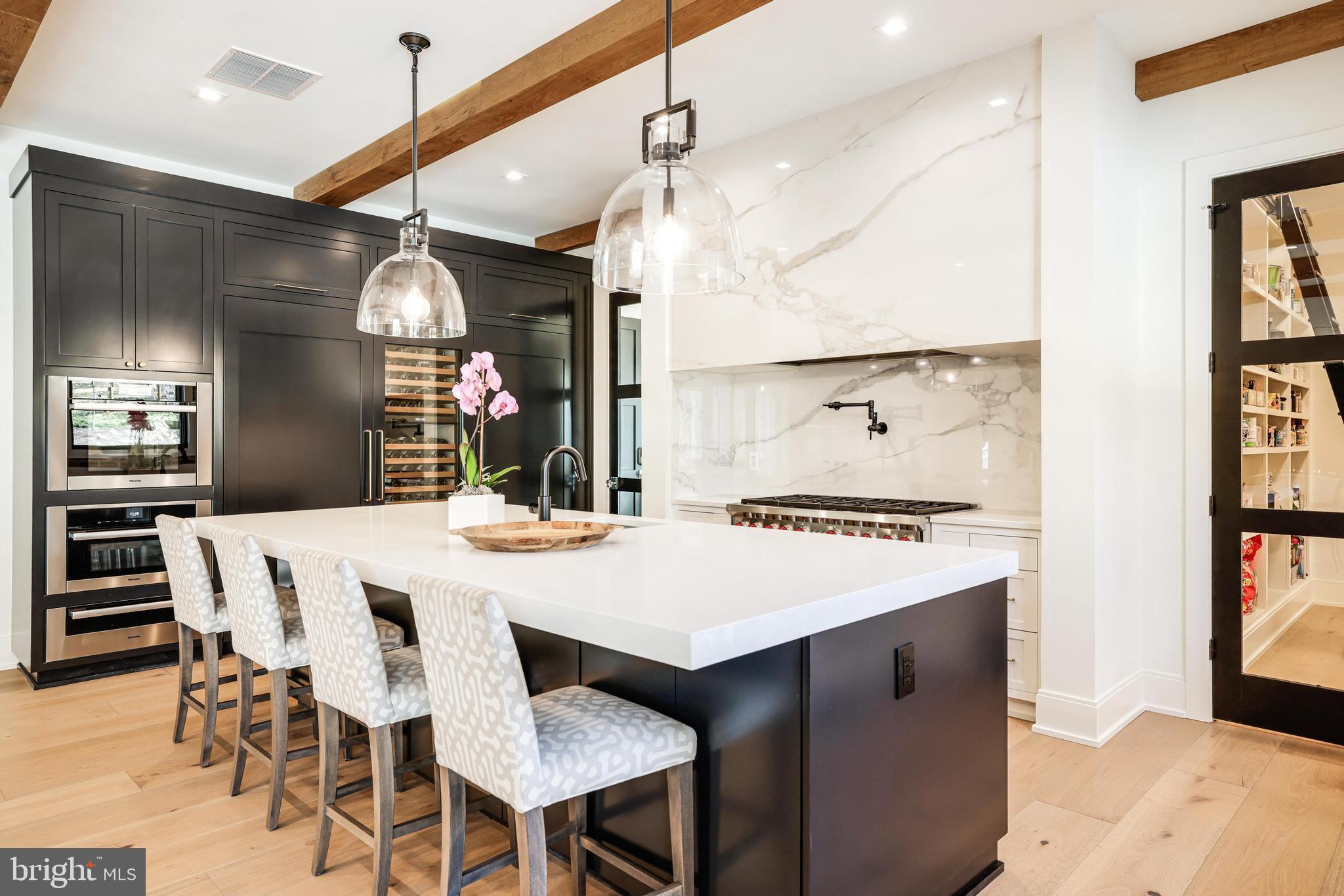 FOREST VILLA - Residential