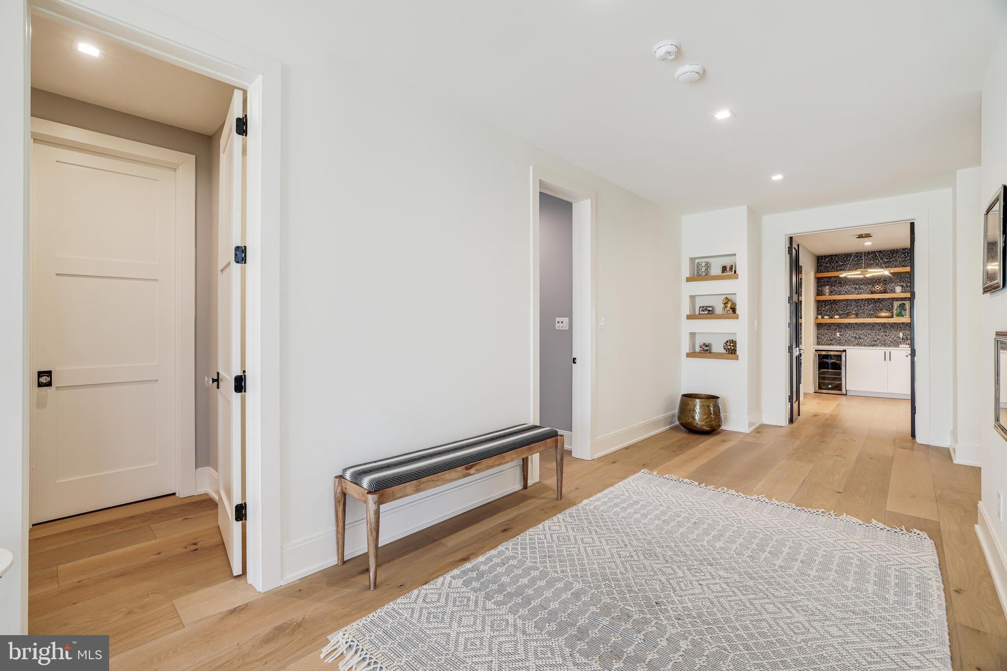 FOREST VILLA - Residential