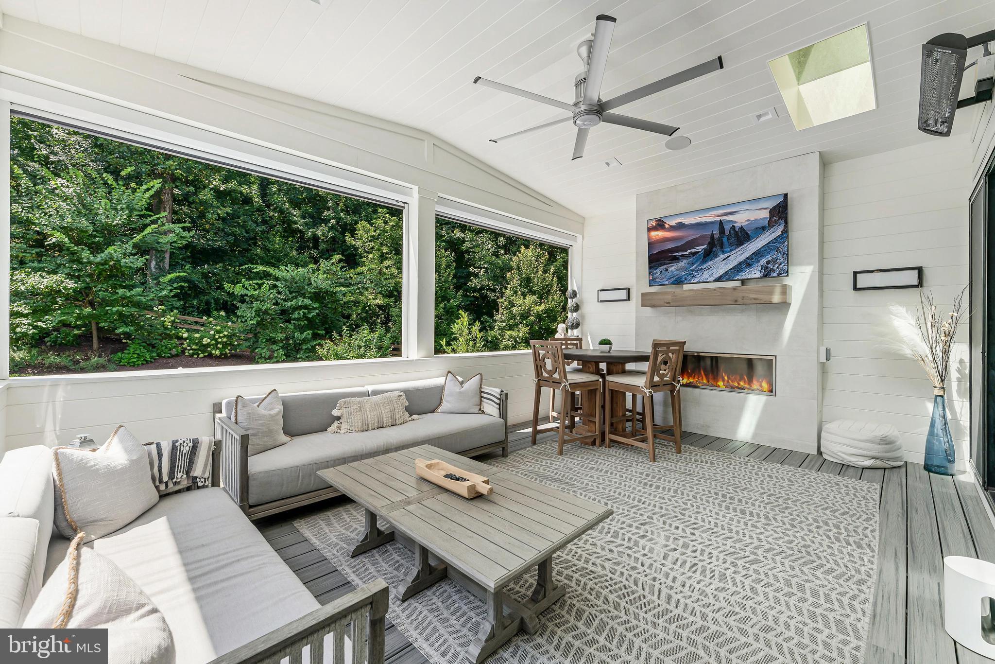 FOREST VILLA - Residential