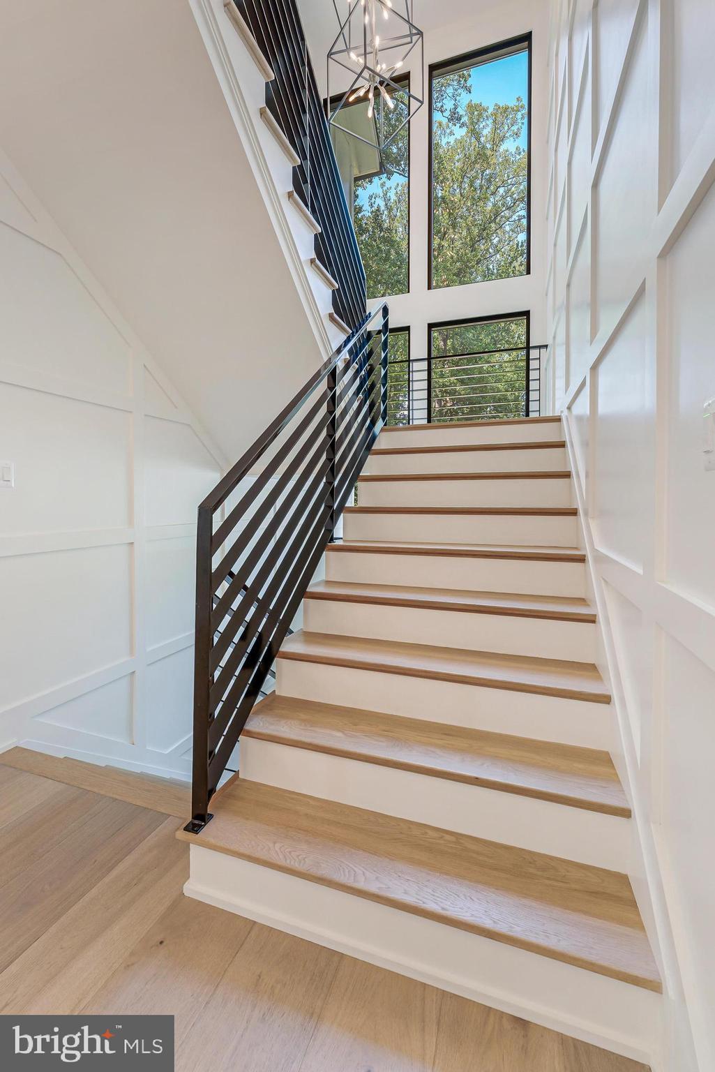 FOREST VILLA - Residential