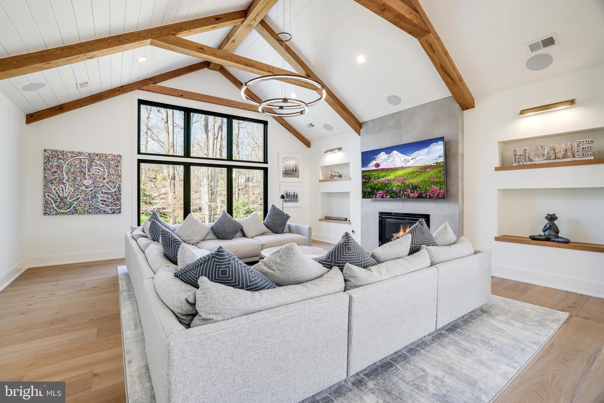 FOREST VILLA - Residential