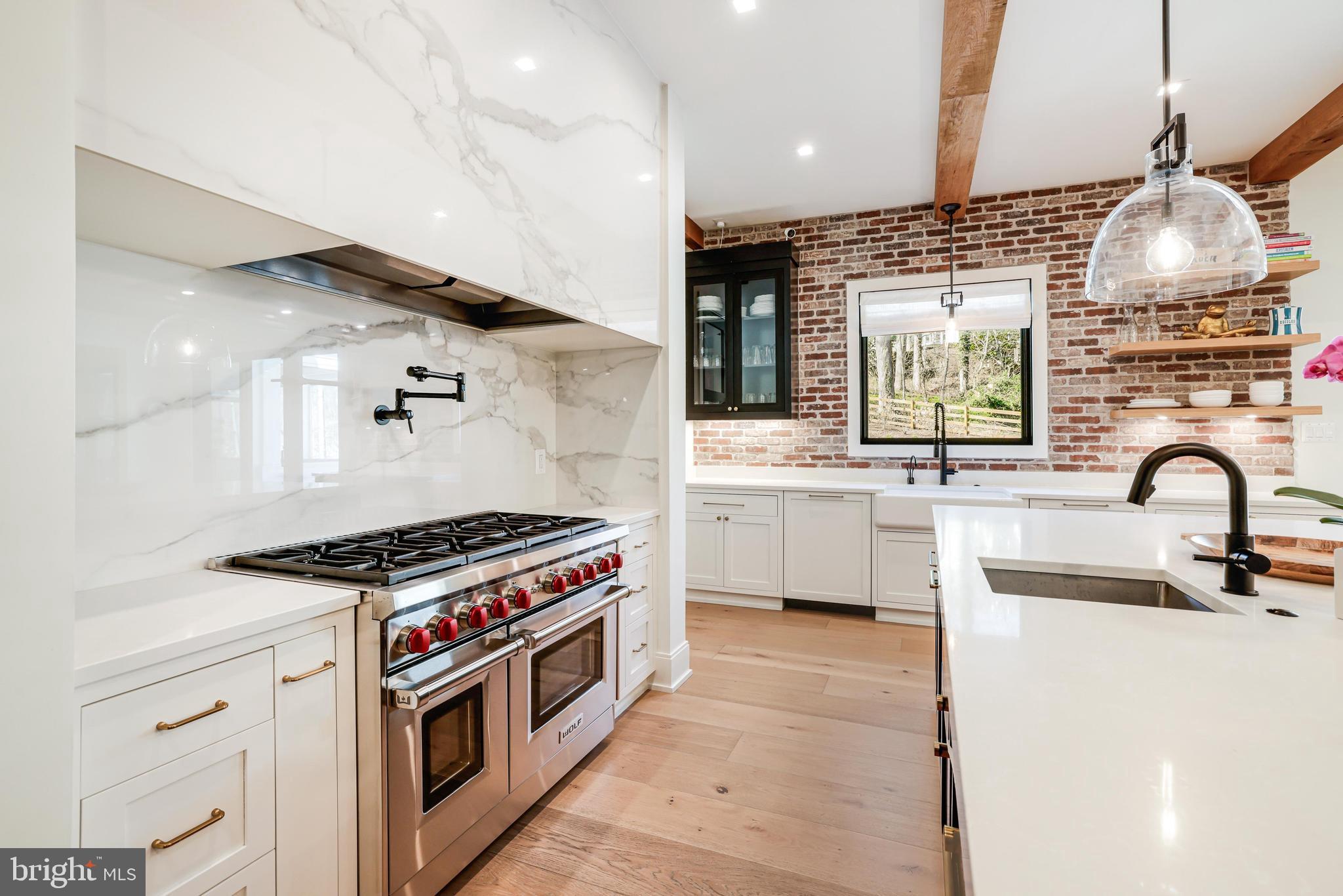 FOREST VILLA - Residential