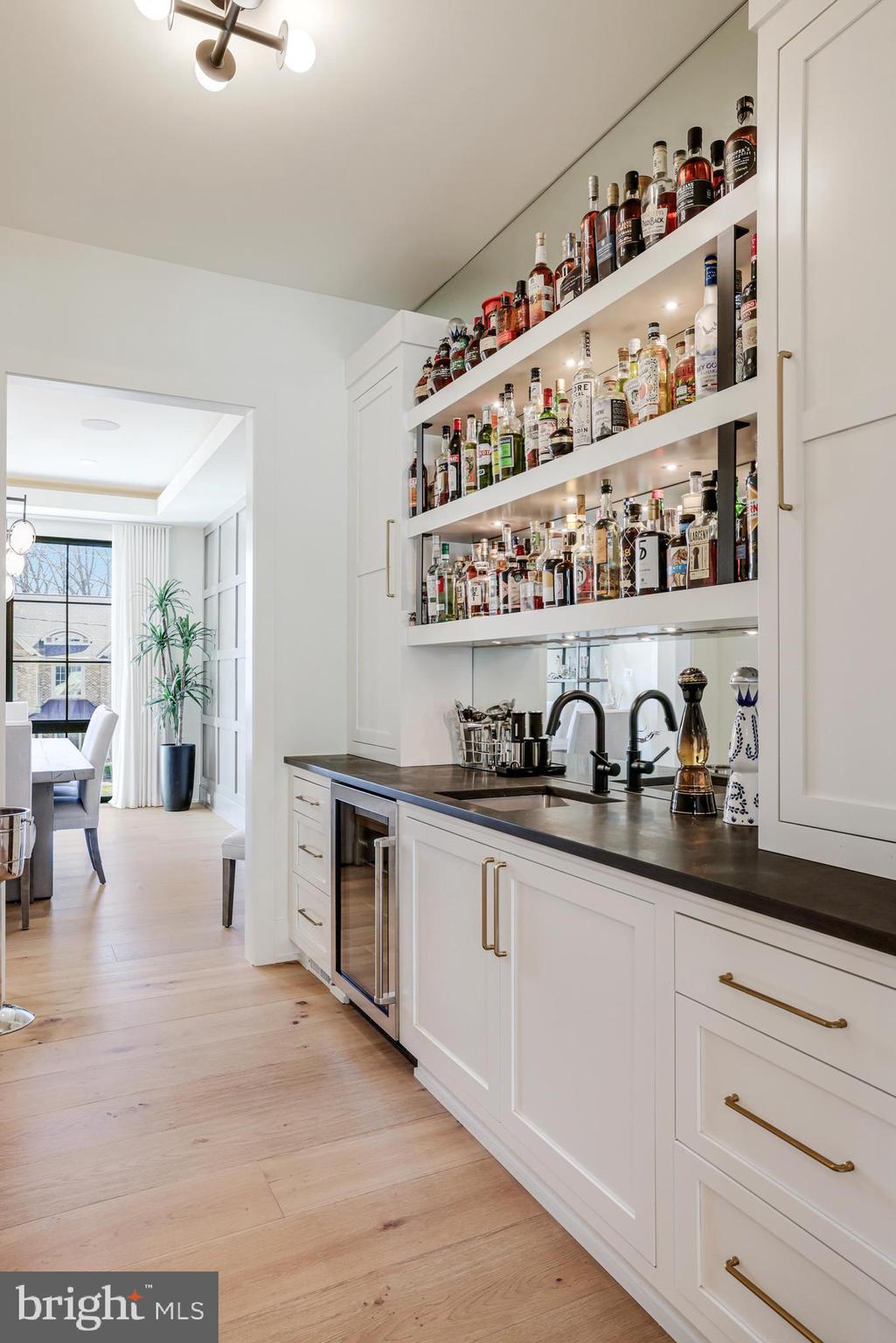 FOREST VILLA - Residential