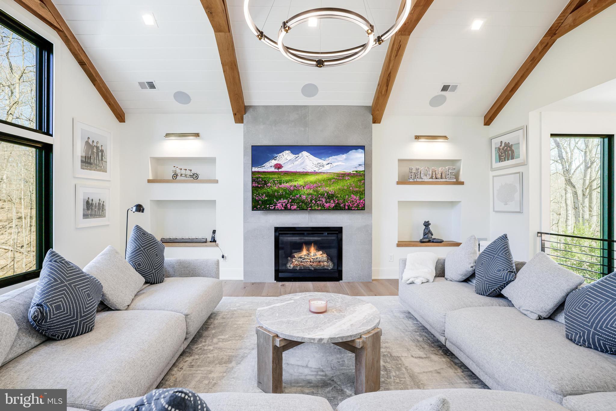 FOREST VILLA - Residential