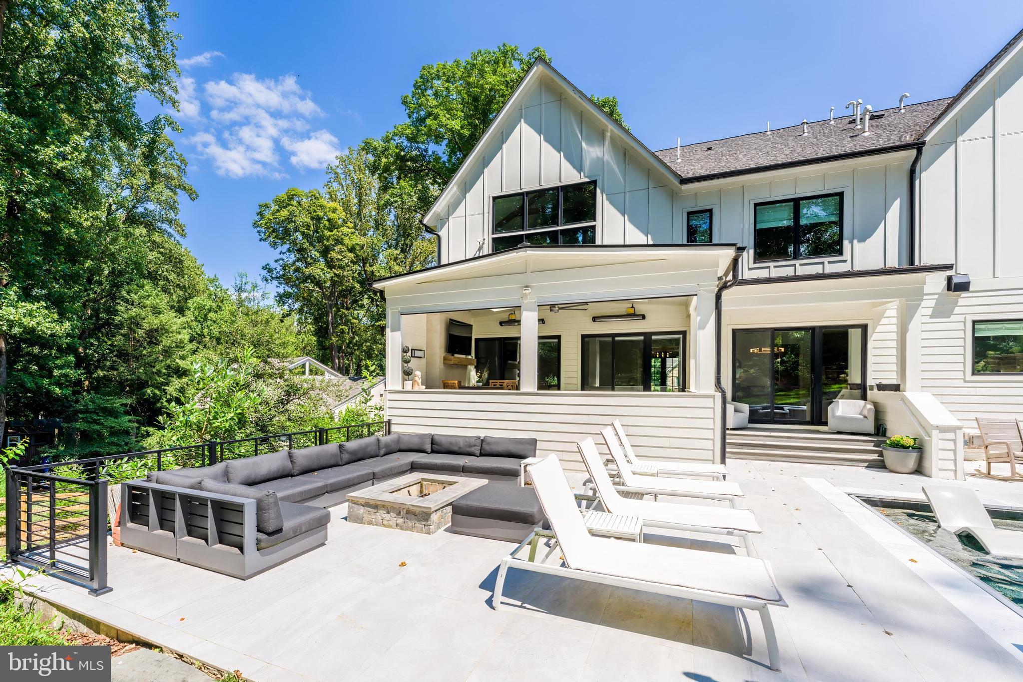 FOREST VILLA - Residential