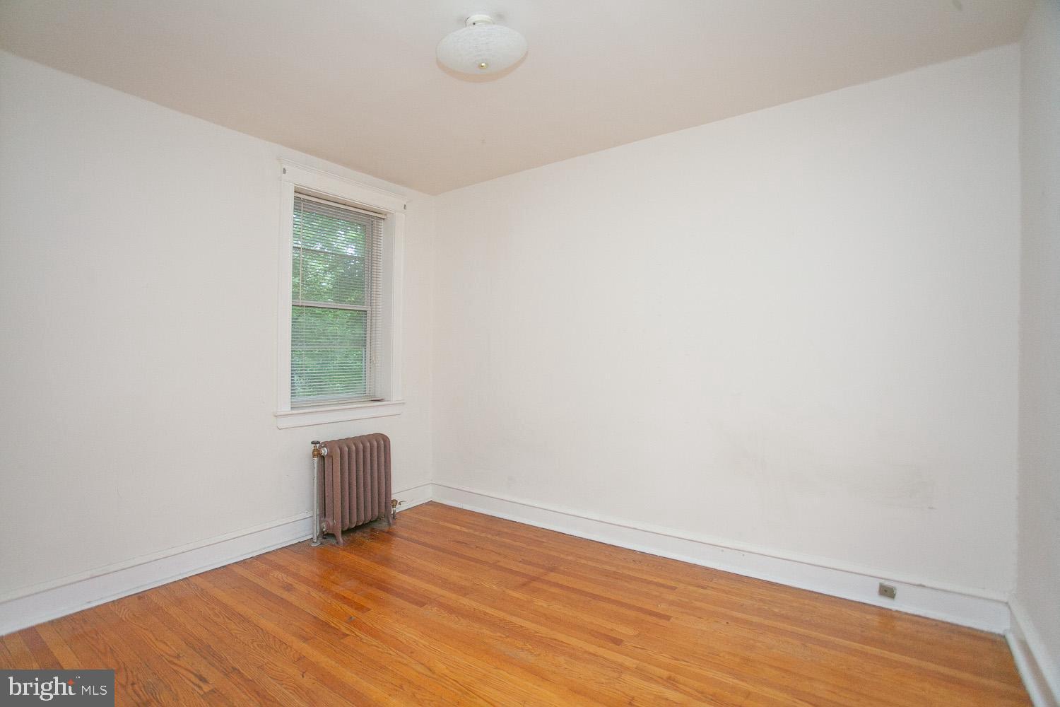ROXBOROUGH - Residential Lease