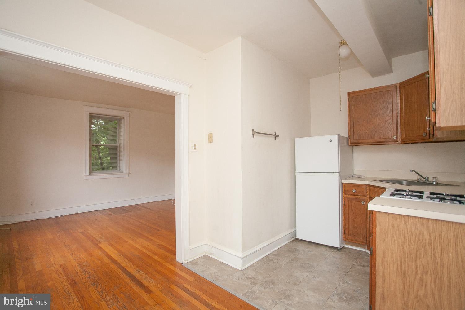 ROXBOROUGH - Residential Lease