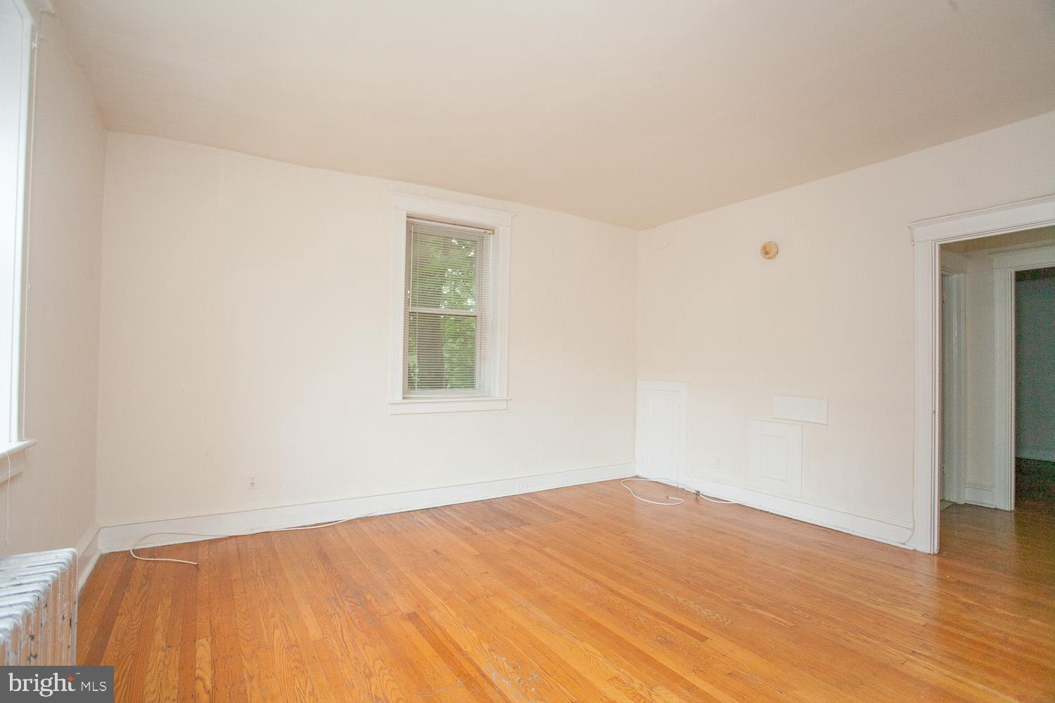 ROXBOROUGH - Residential Lease