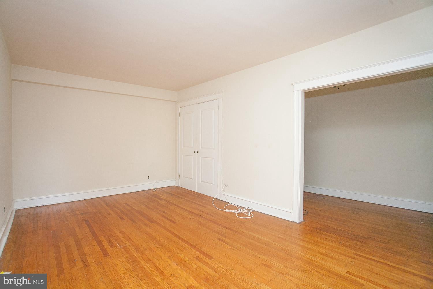 ROXBOROUGH - Residential Lease