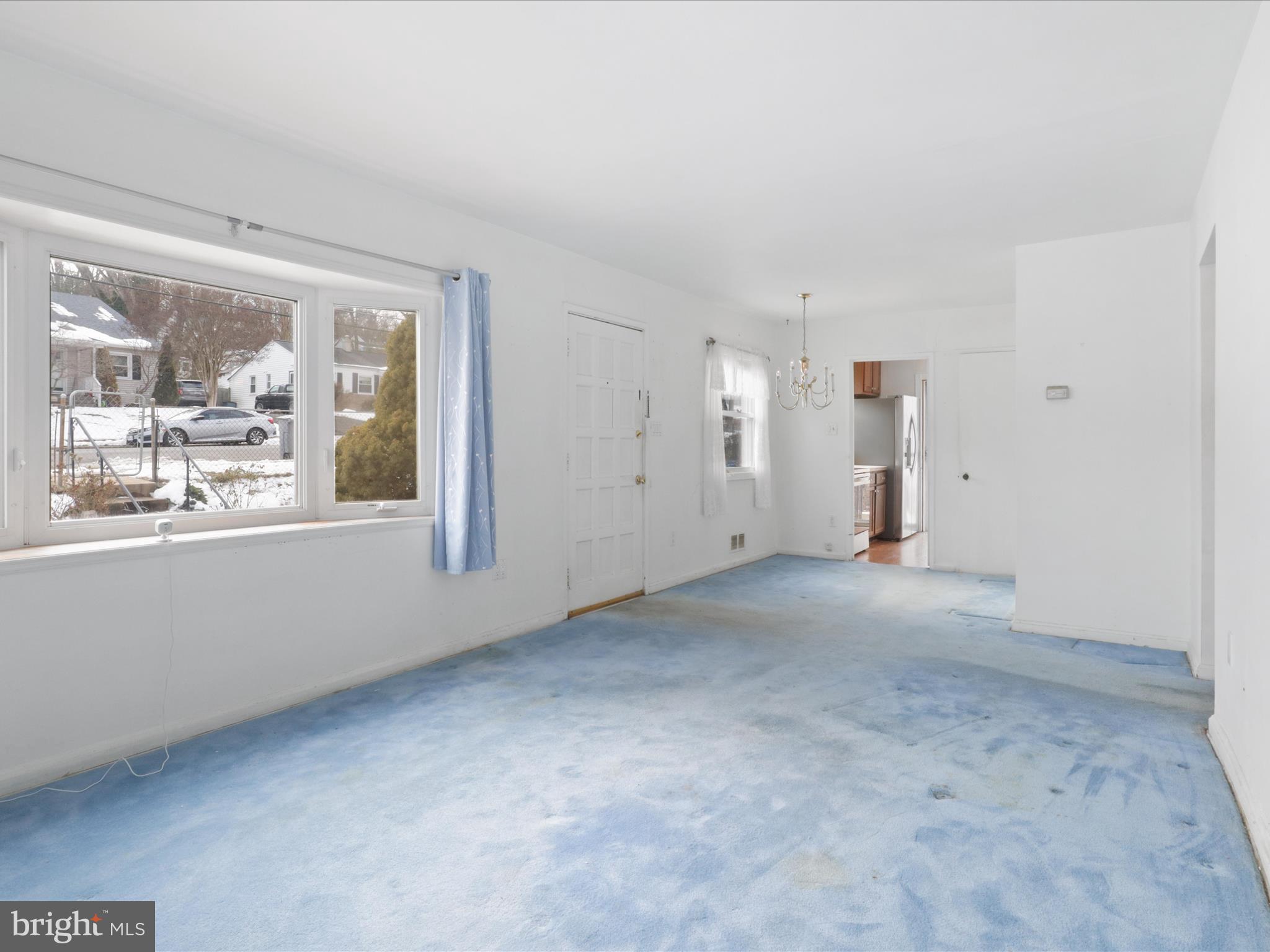 BURGUNDY VILLAGE - Residential