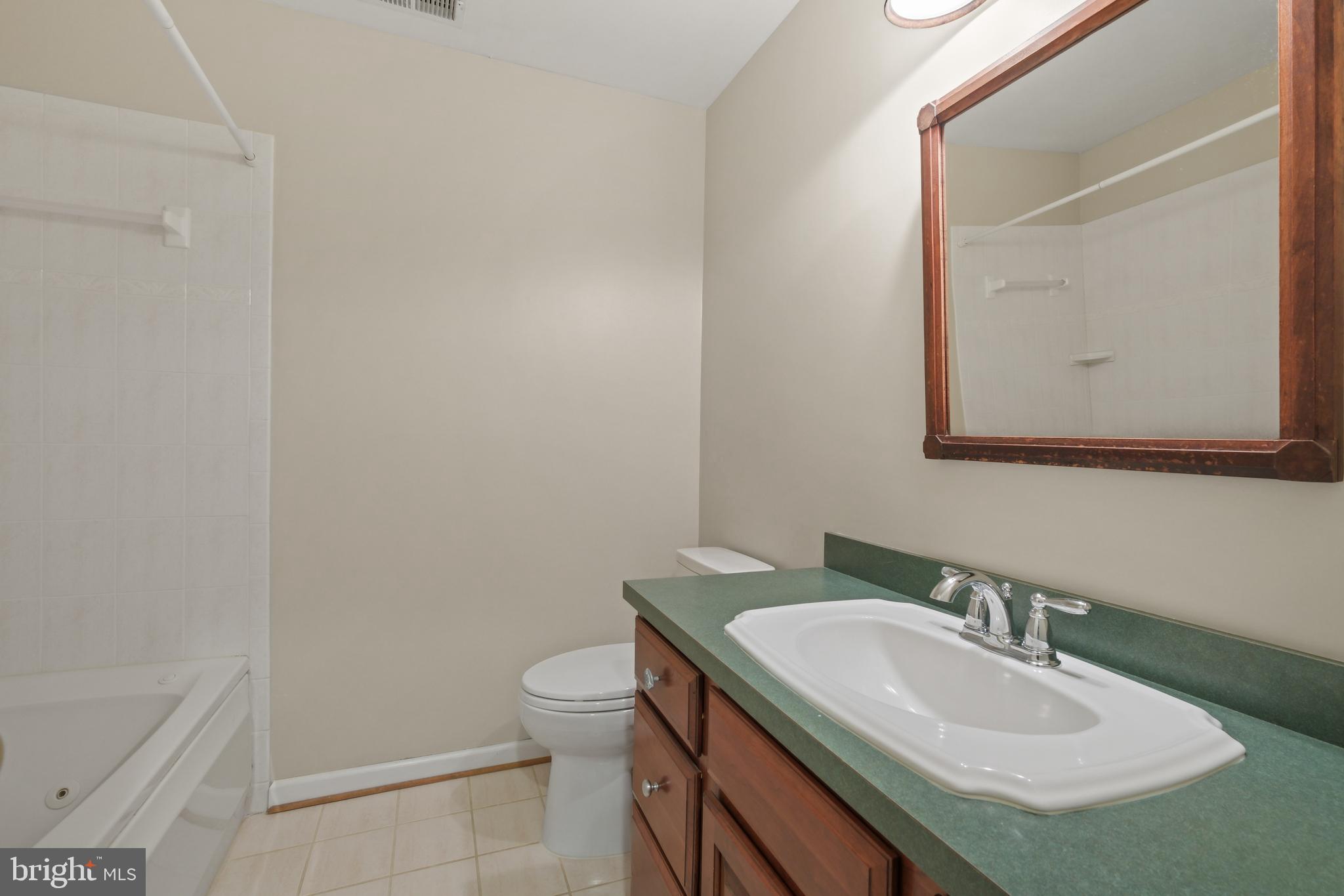 DEVON FARMS - Residential