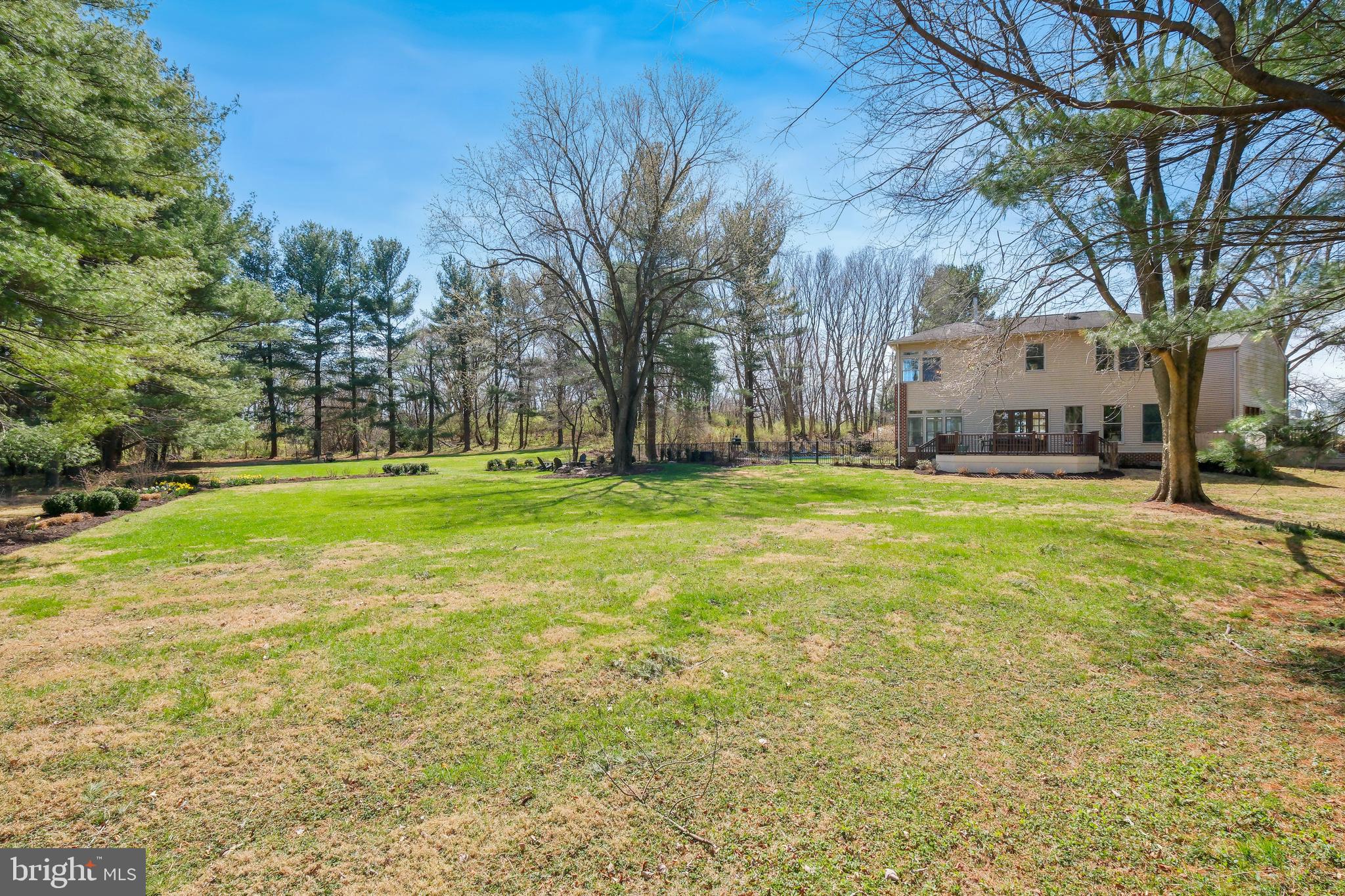 DEVON FARMS - Residential