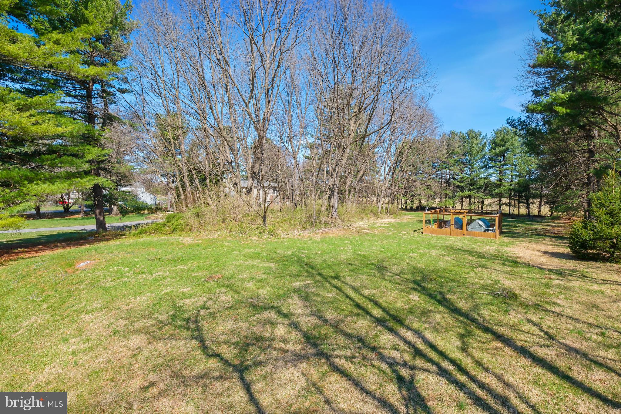 DEVON FARMS - Residential