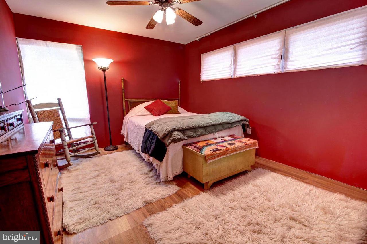 SPRING VALLEY FARMS - Residential Lease