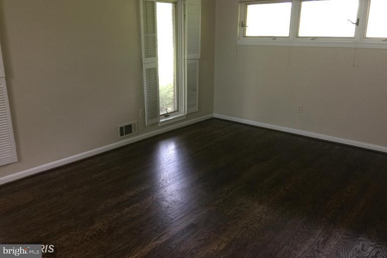 SPRING VALLEY FARMS - Residential Lease