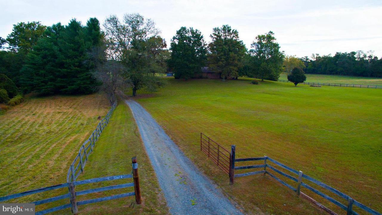 SPRING VALLEY FARMS - Residential Lease