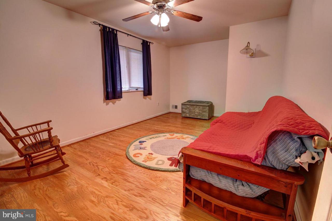 SPRING VALLEY FARMS - Residential Lease