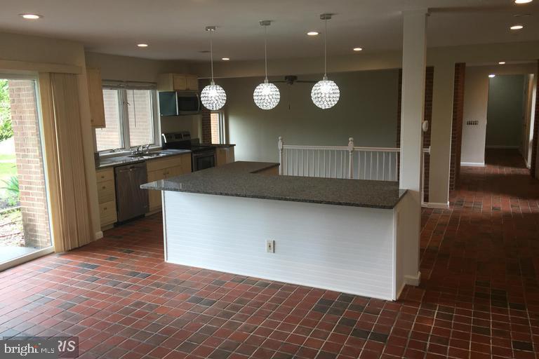 SPRING VALLEY FARMS - Residential Lease