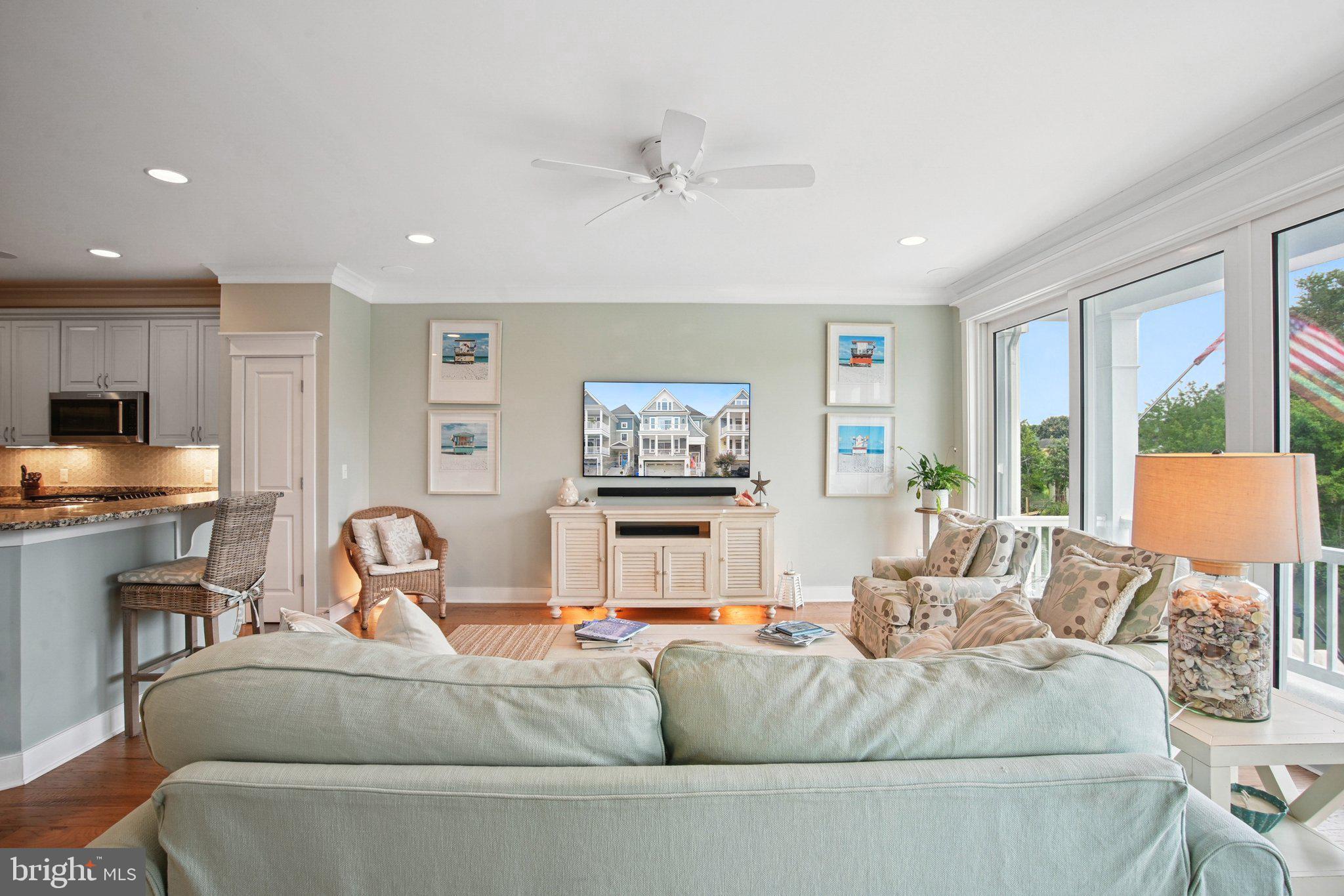 SUNSET HARBOUR - Residential