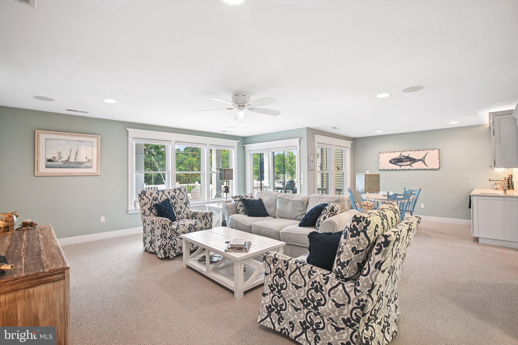 SUNSET HARBOUR - Residential