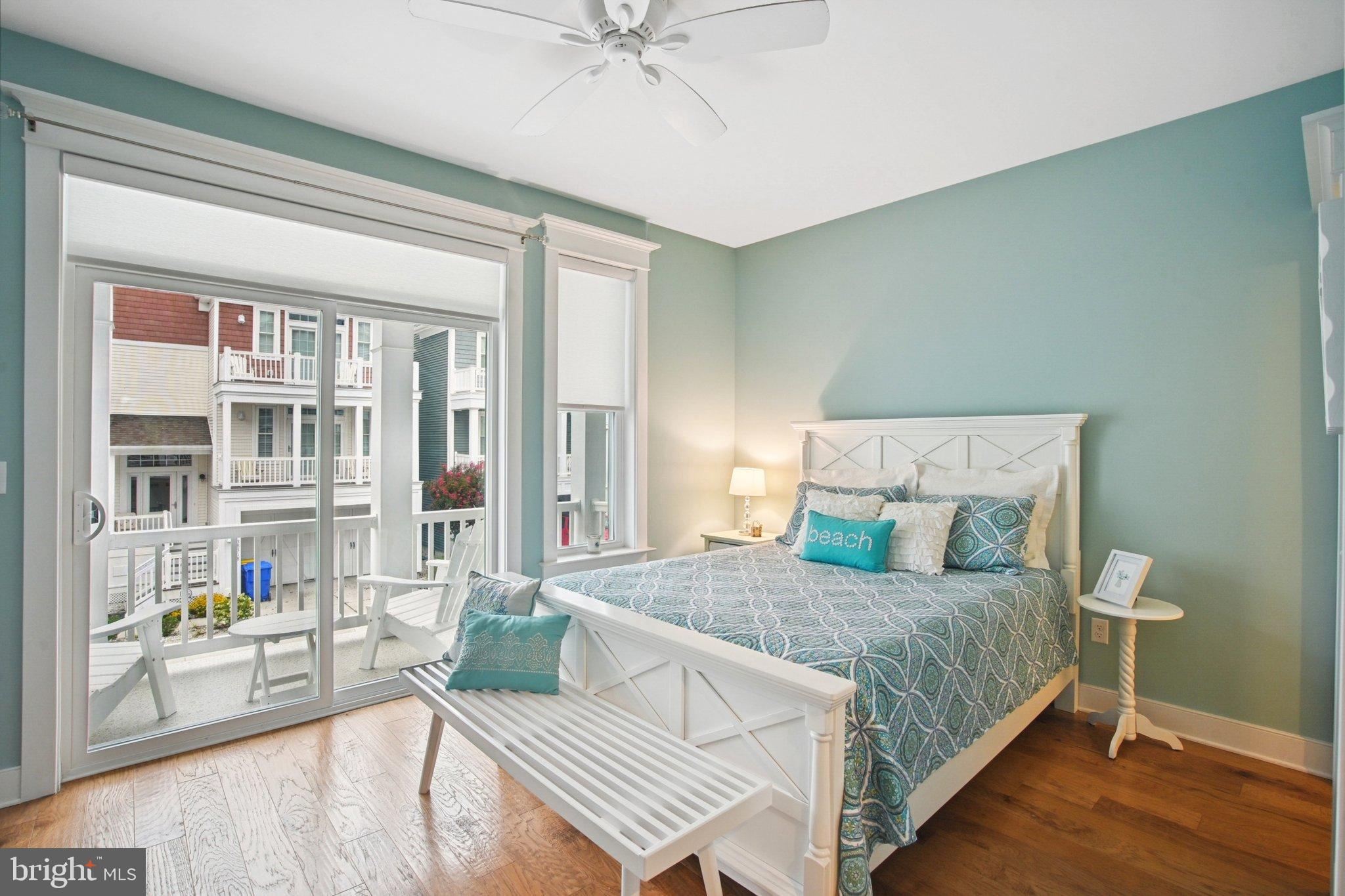 SUNSET HARBOUR - Residential