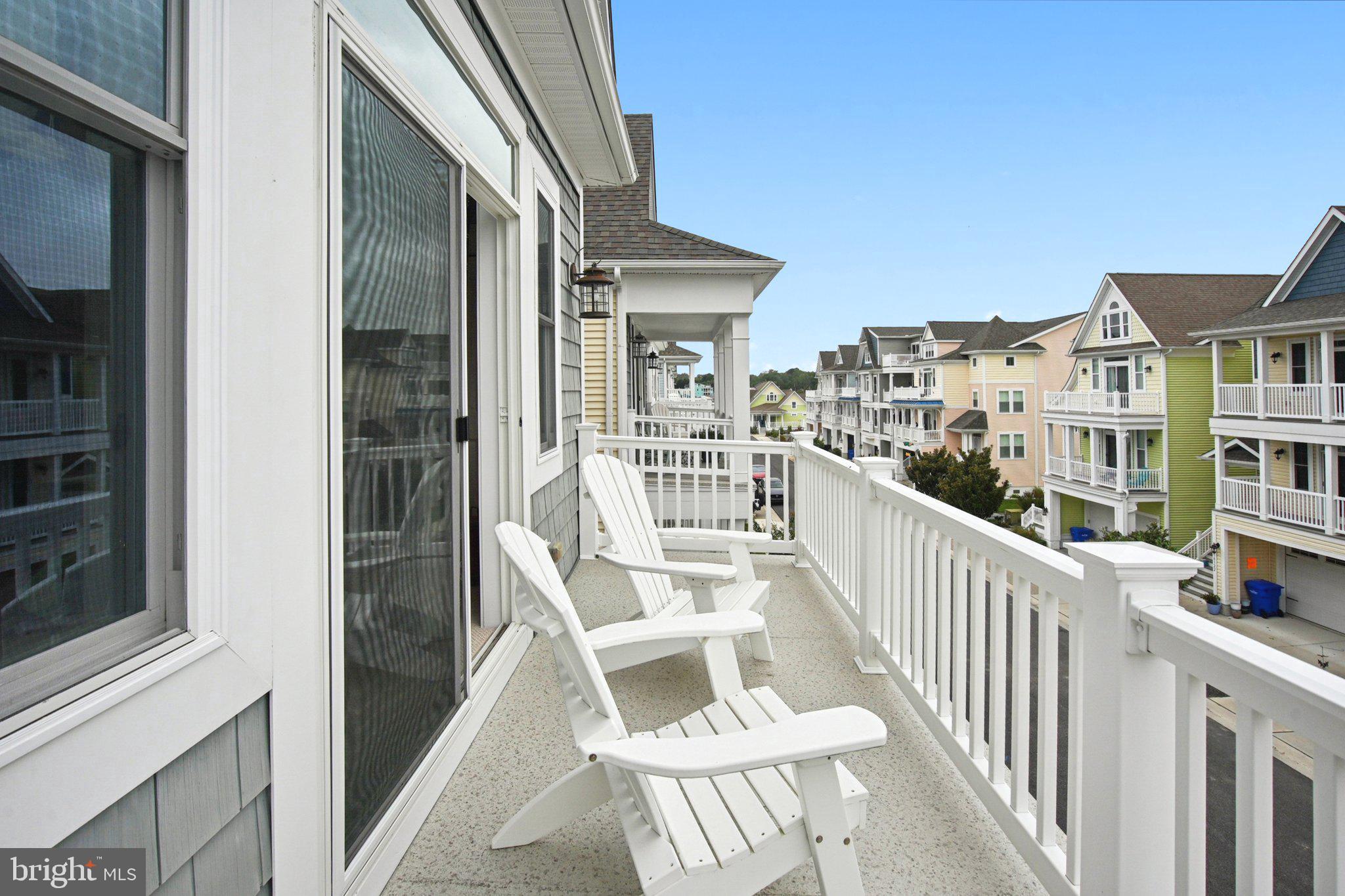 SUNSET HARBOUR - Residential