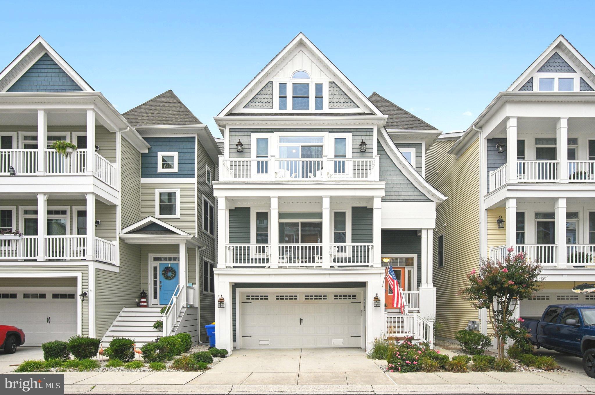 SUNSET HARBOUR - Residential