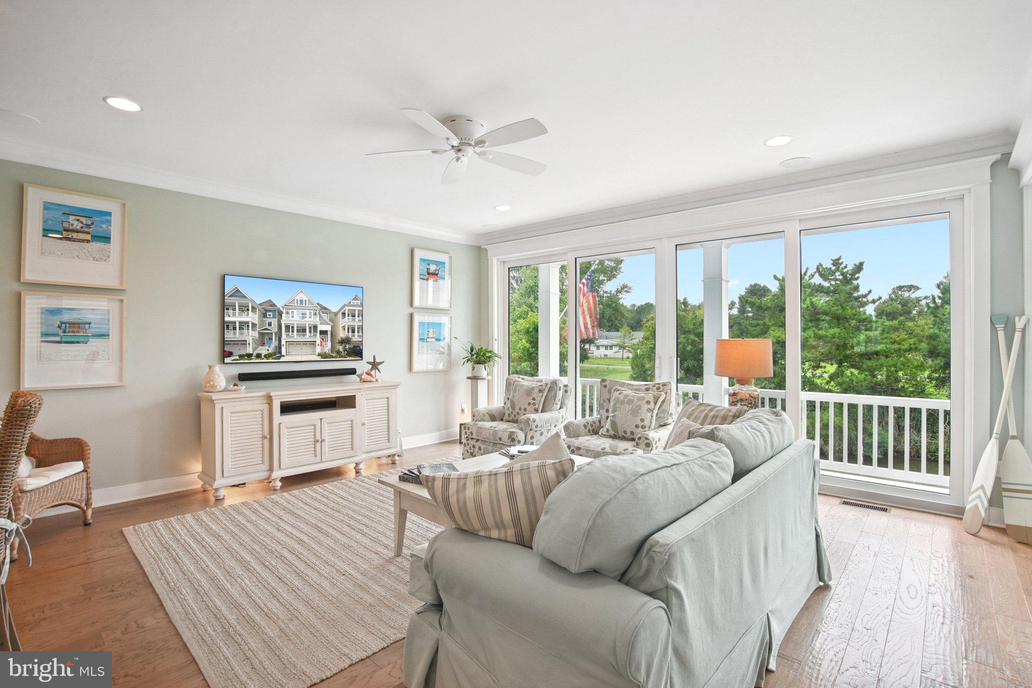 SUNSET HARBOUR - Residential