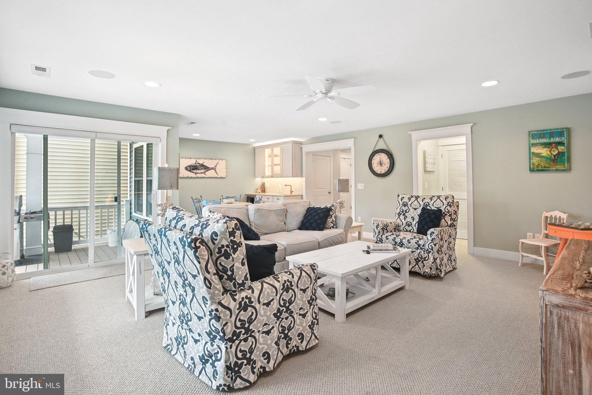 SUNSET HARBOUR - Residential