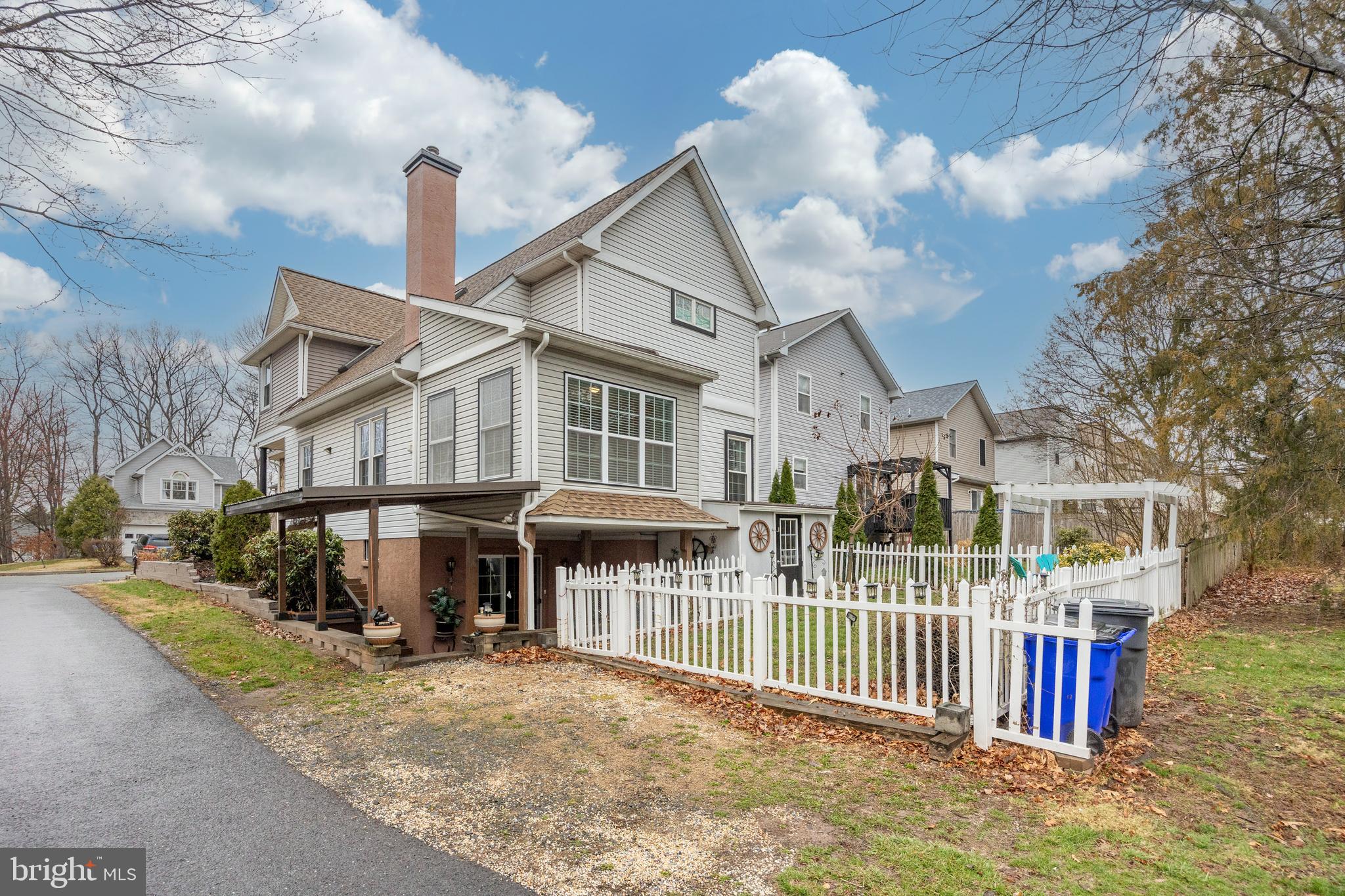 POTTSTOWN - Residential