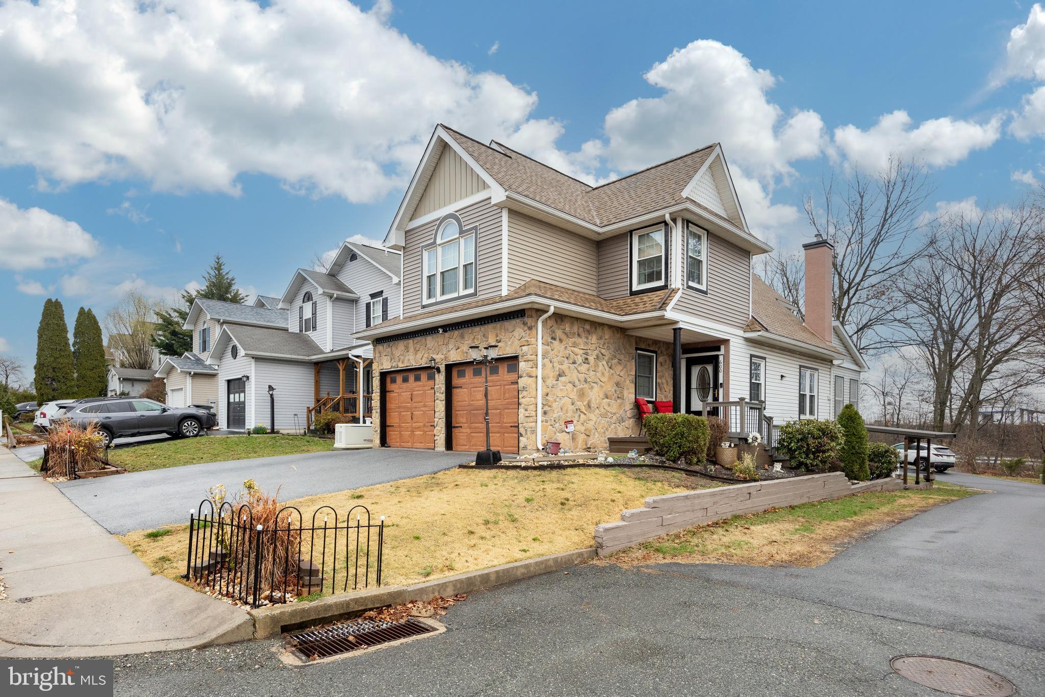 POTTSTOWN - Residential