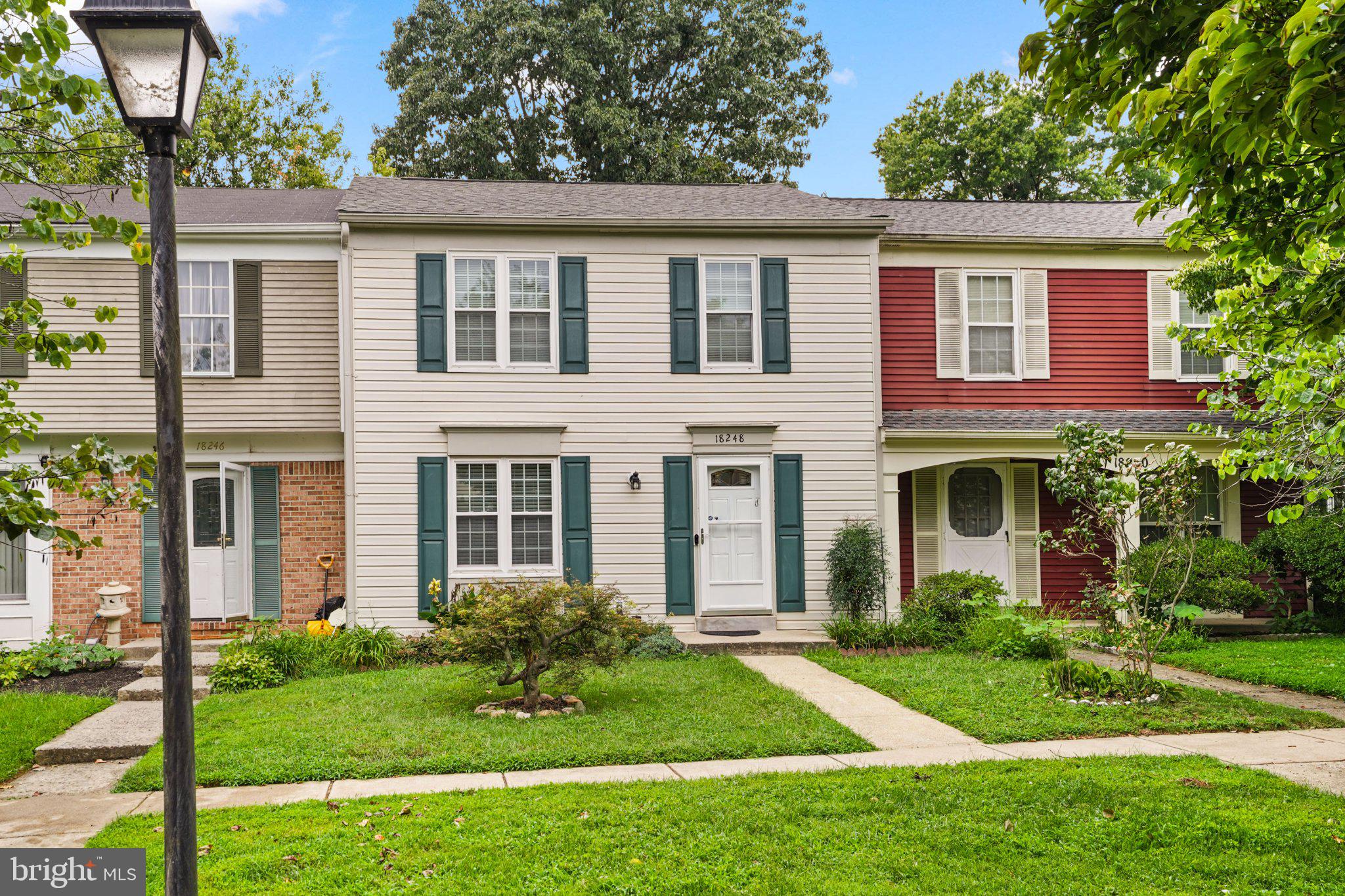 18248 SMOKE HOUSE COURT
