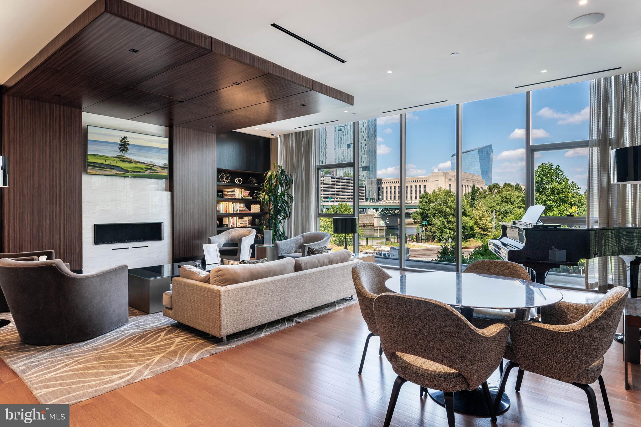 FITLER SQUARE - Residential