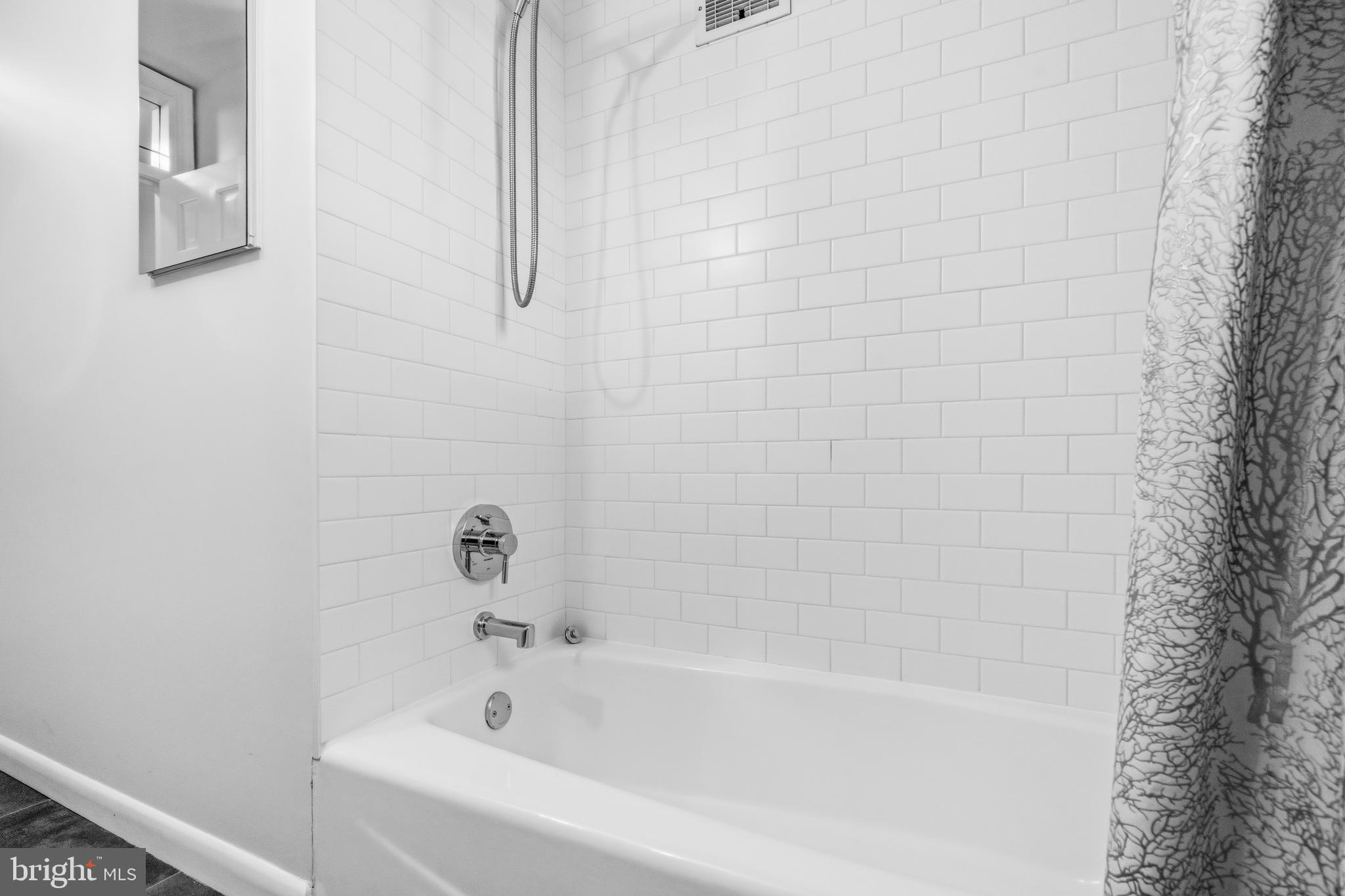 YATES GARDENS - Residential