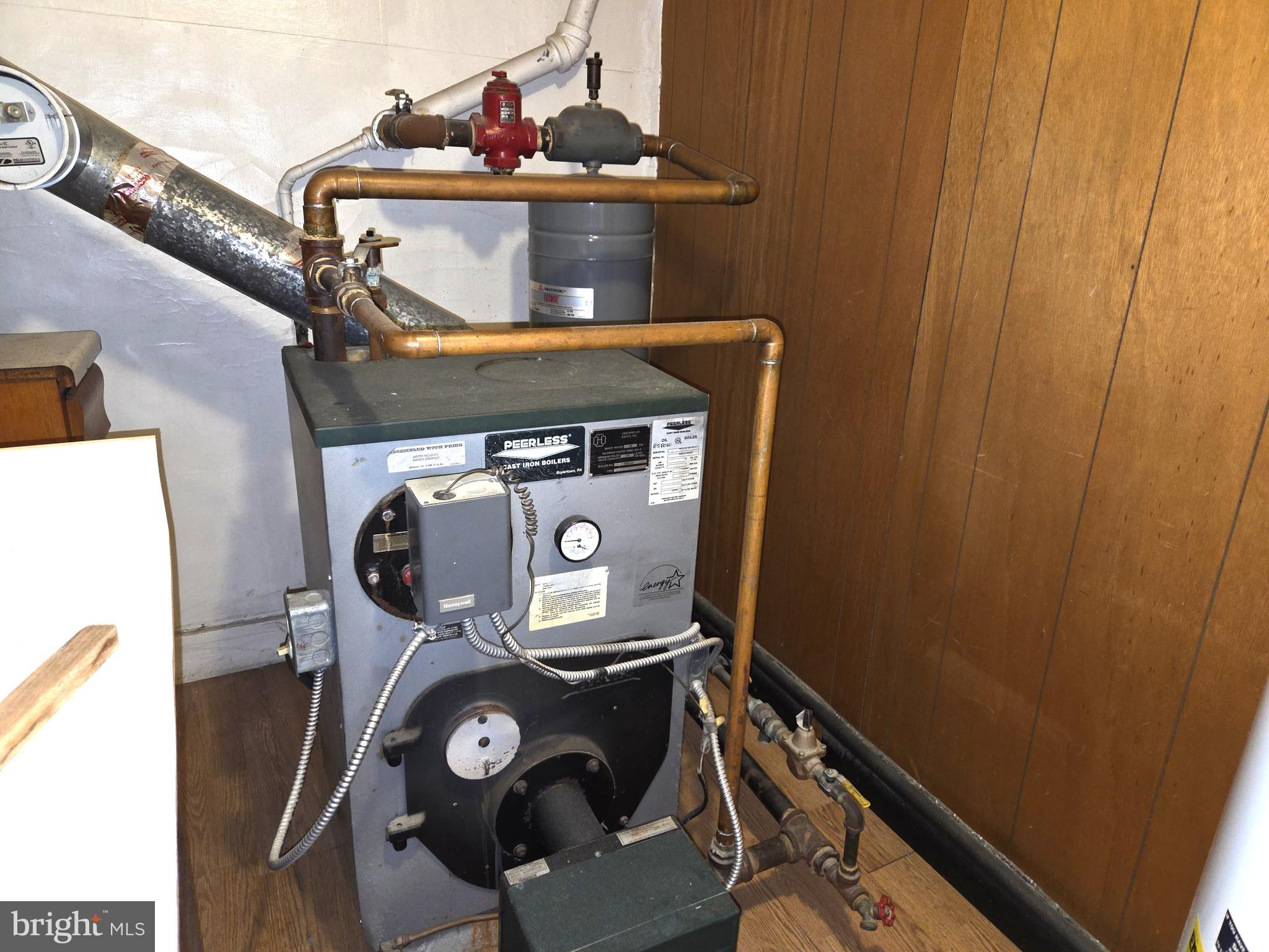 CHESAPEAKE CITY - Residential