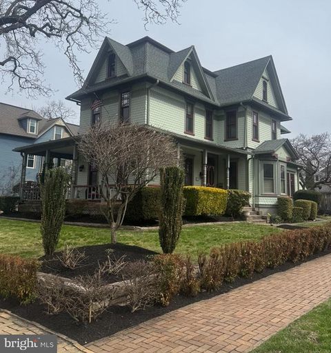 323 WASHINGTON AVENUE HADDONFIELD NJ 08033