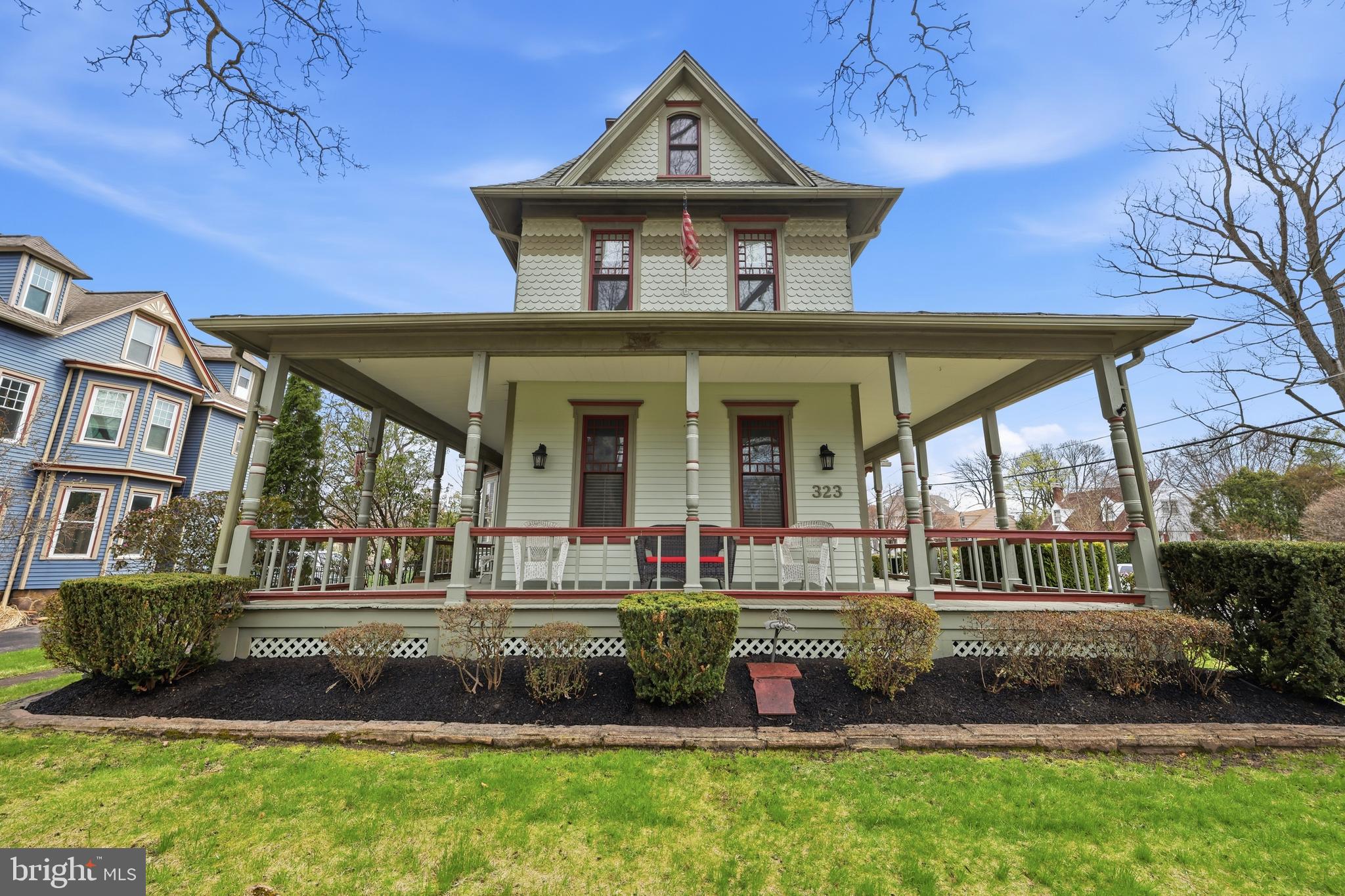 323 WASHINGTON AVENUE