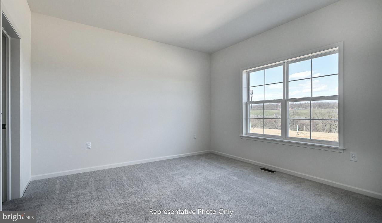 THE TOWNES AT BRIAR CREEK - Residential