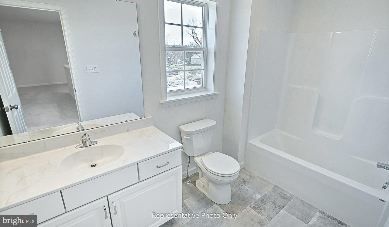 THE TOWNES AT BRIAR CREEK - Residential