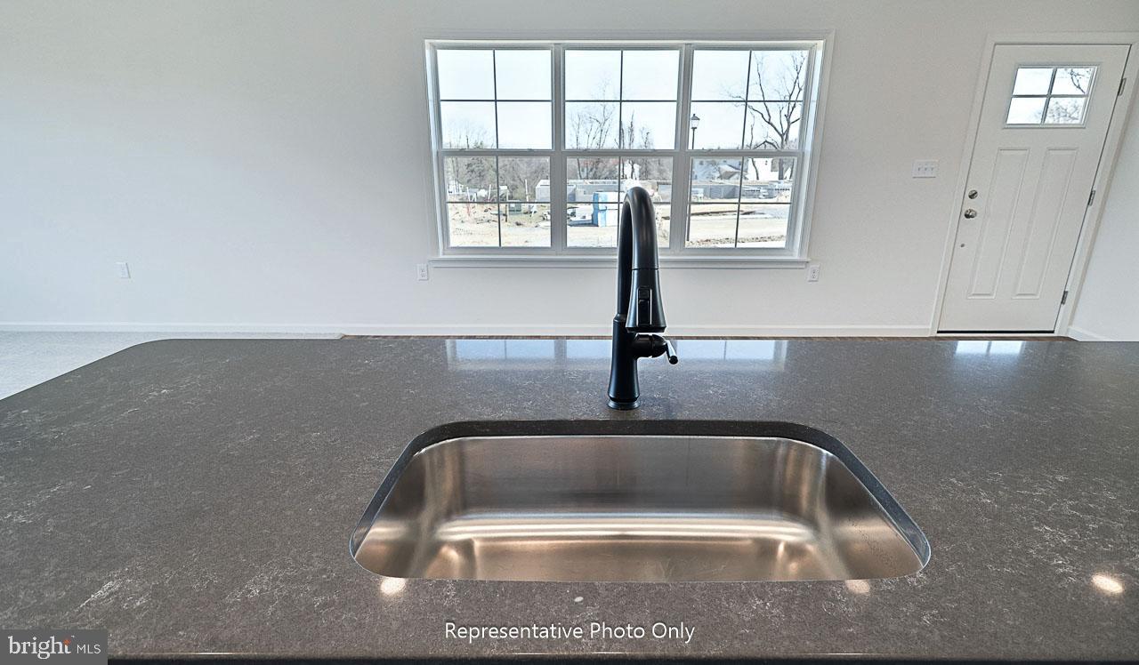 THE TOWNES AT BRIAR CREEK - Residential