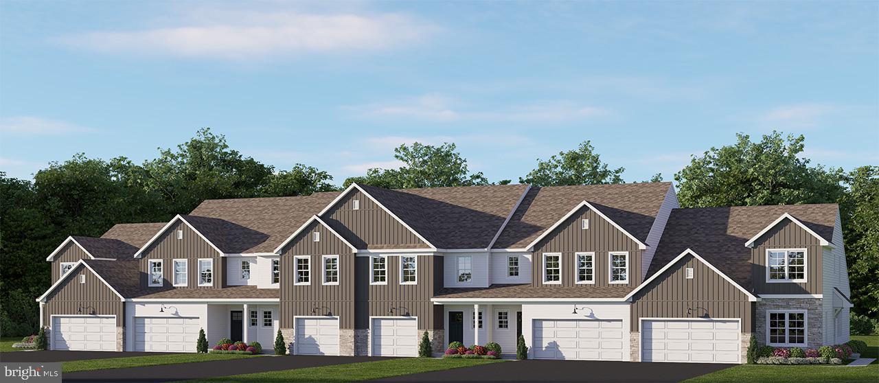 THE TOWNES AT BRIAR CREEK - Residential