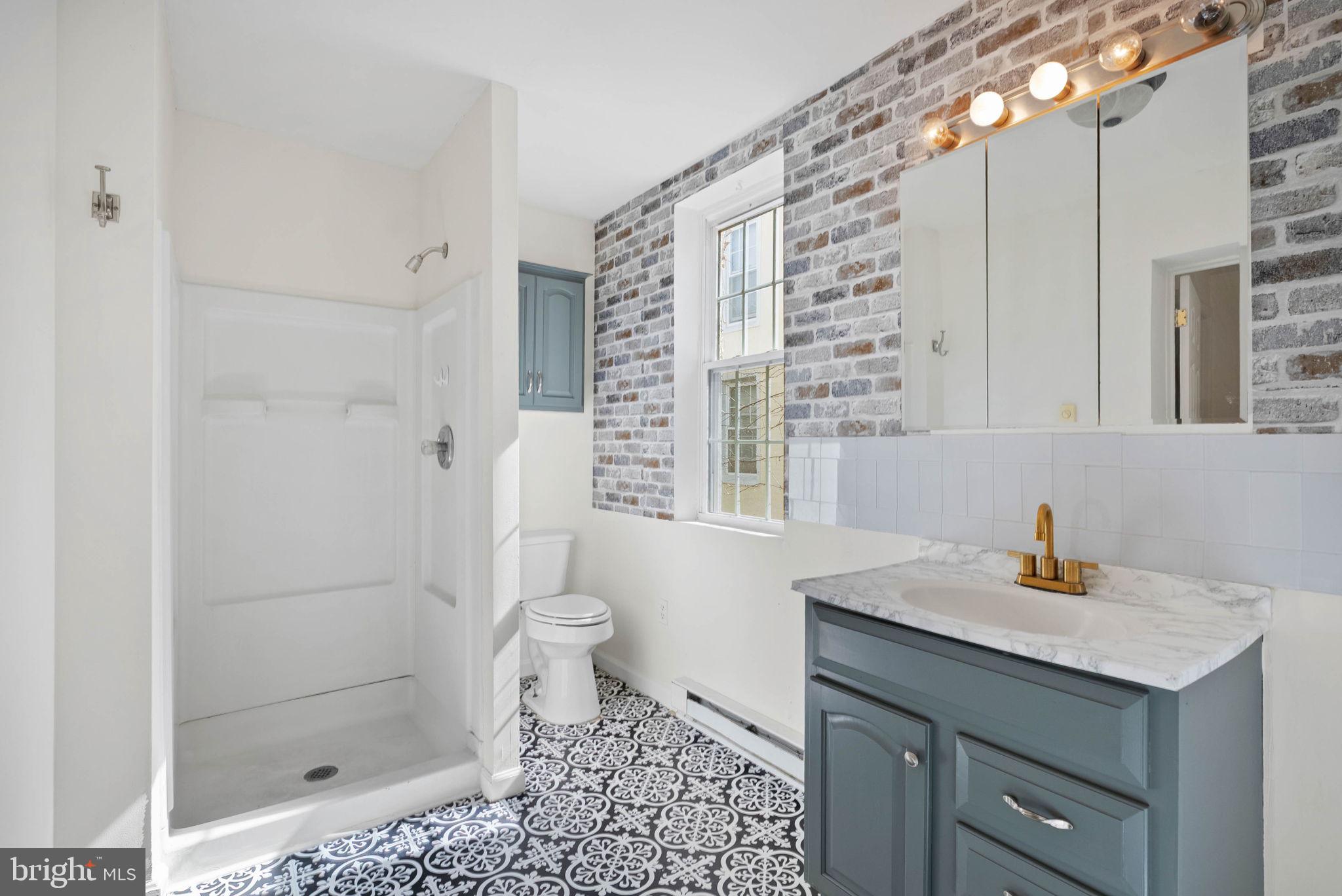 PASSYUNK SQUARE - Residential