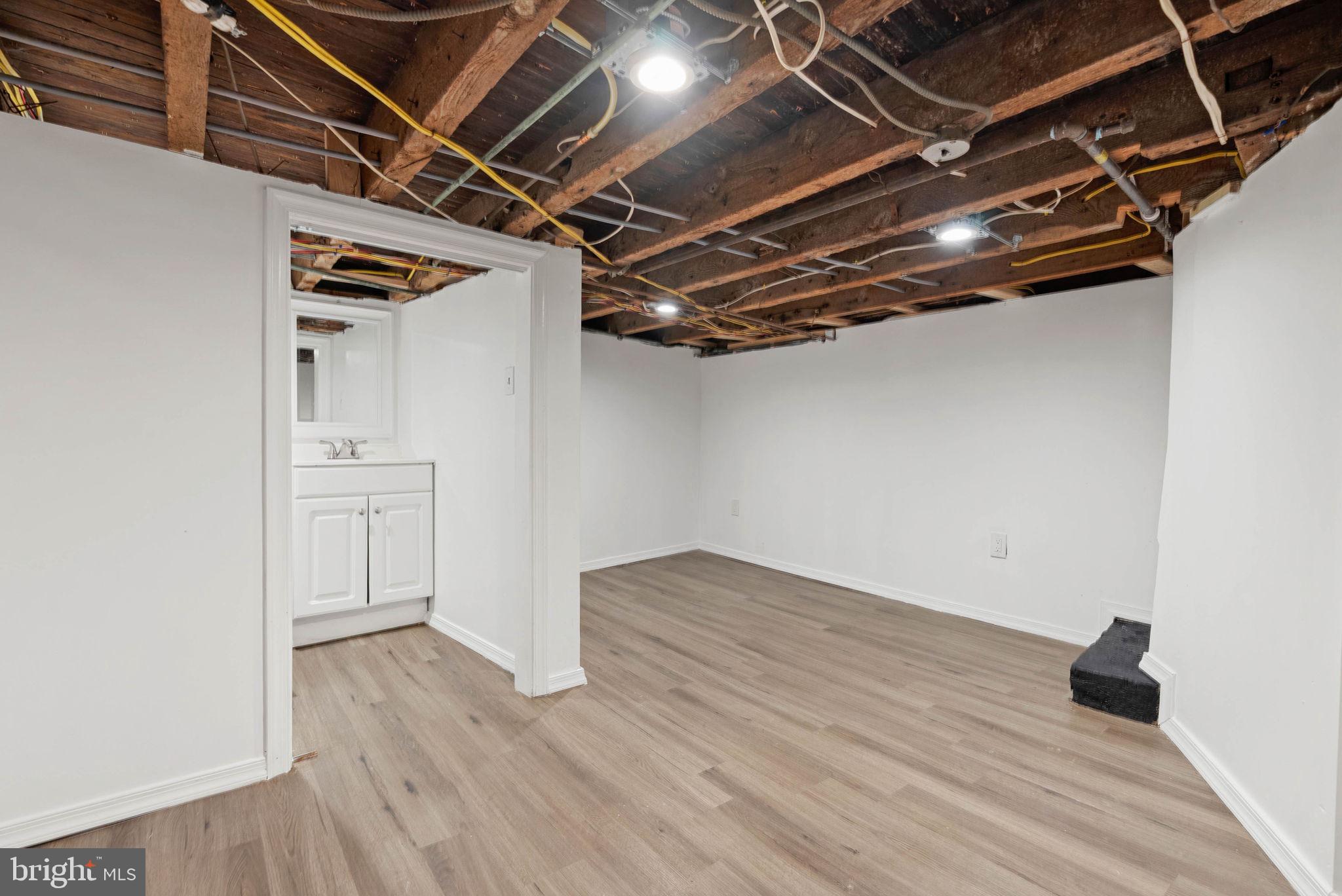 PASSYUNK SQUARE - Residential